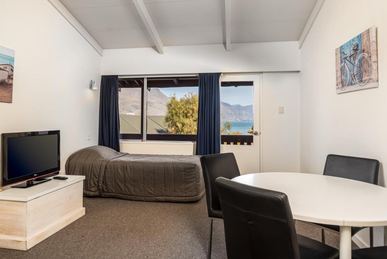 Queenstown Motel Apartments (Adults Only) Ngoại thất bức ảnh