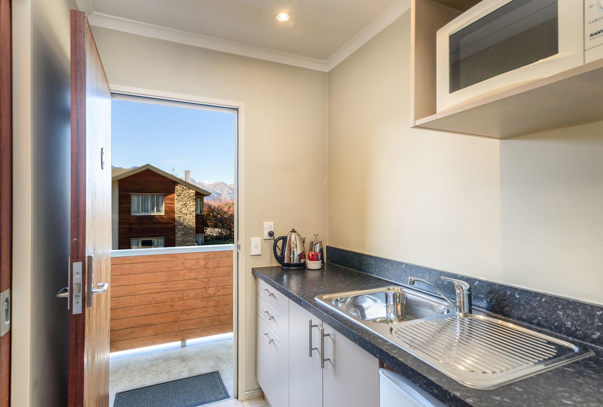 Queenstown Motel Apartments (Adults Only) Ngoại thất bức ảnh