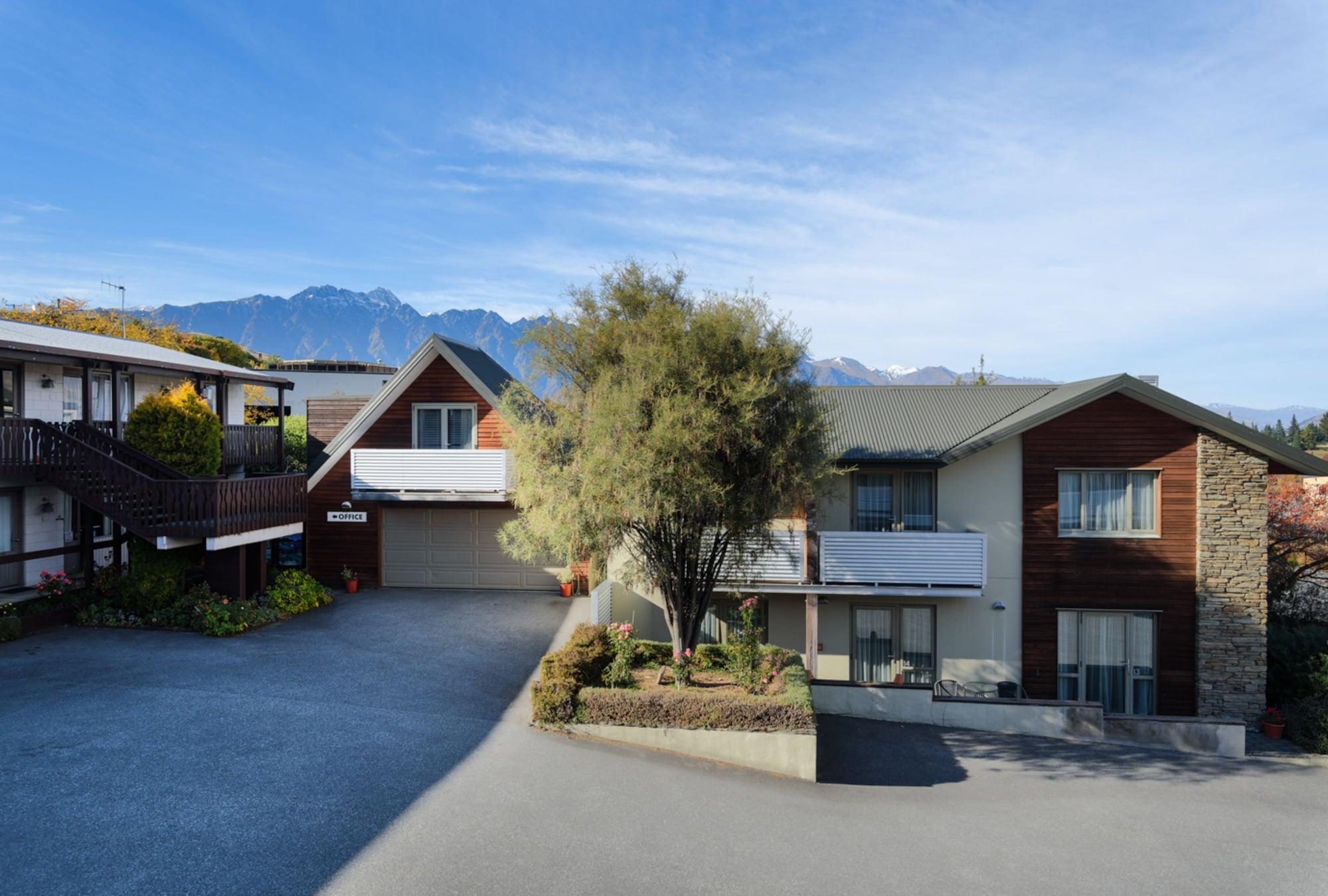 Queenstown Motel Apartments (Adults Only) Ngoại thất bức ảnh