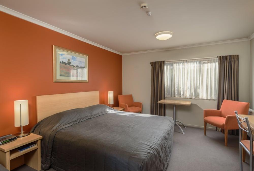 Queenstown Motel Apartments (Adults Only) Ngoại thất bức ảnh