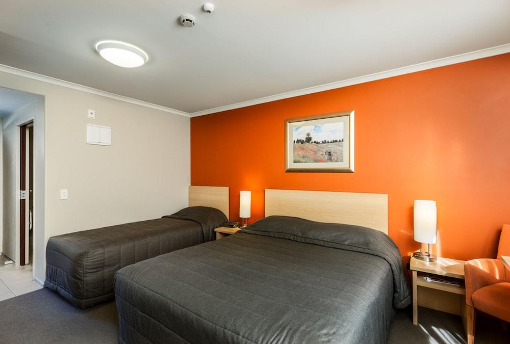 Queenstown Motel Apartments (Adults Only) Ngoại thất bức ảnh